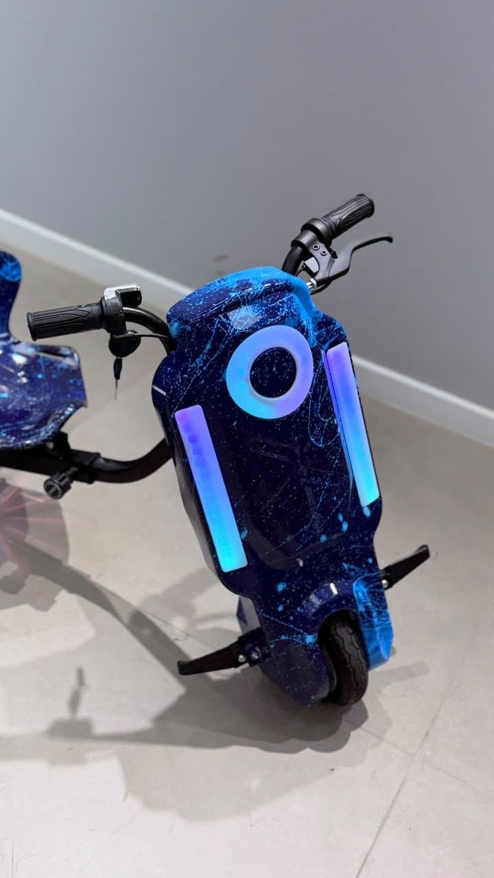 DMX Drift Trike · frontal